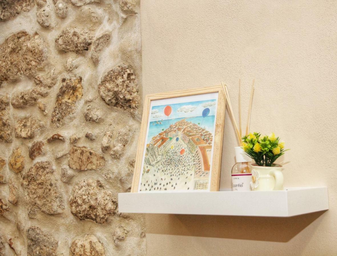 Essentia Rooms- Ortigia Holidays Syrakus Exterior foto